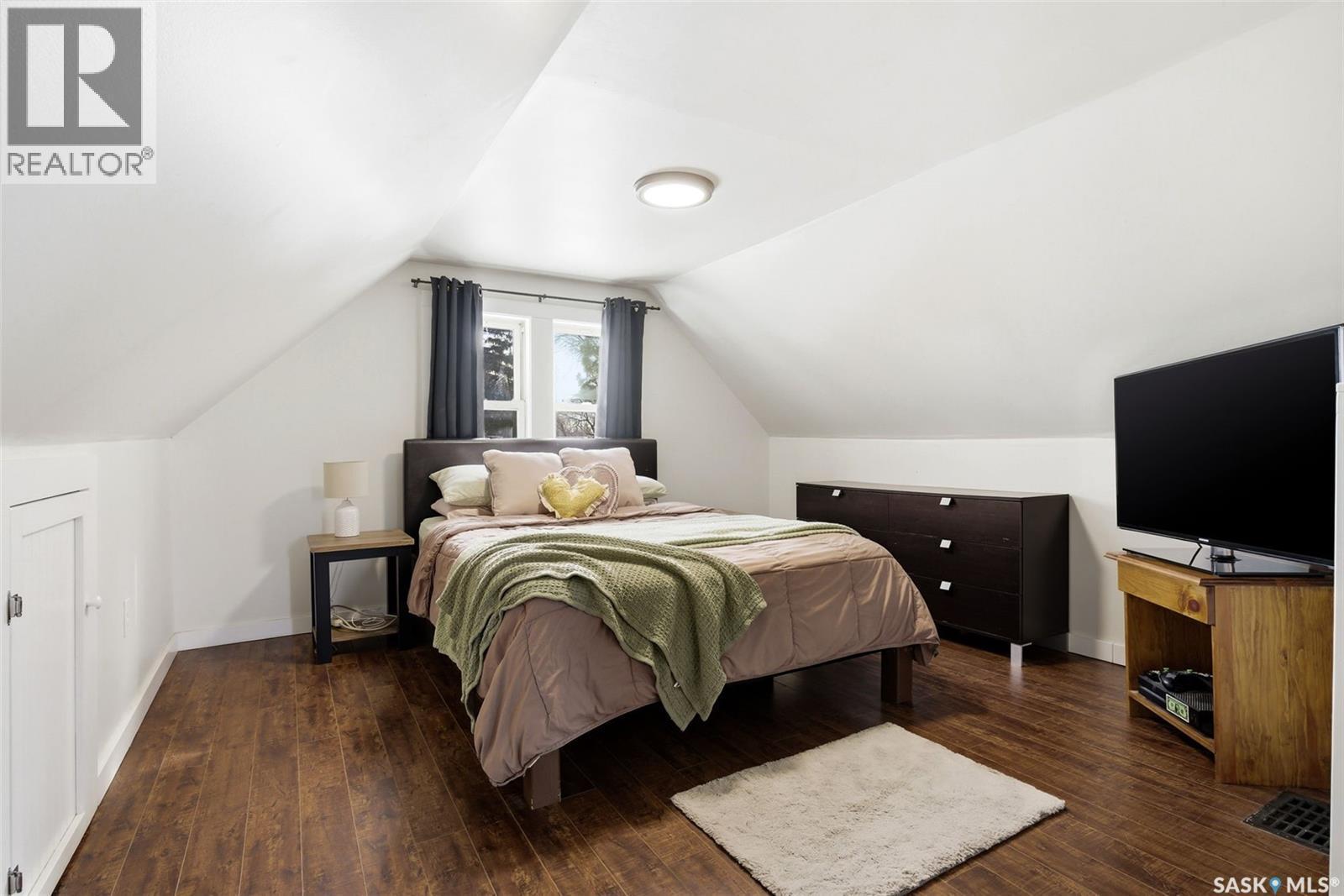358 St John Street, Regina, SK - Indoor Photo Showing Bedroom