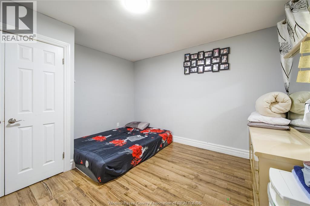 1056-60 Niagara, Windsor, ON - Indoor