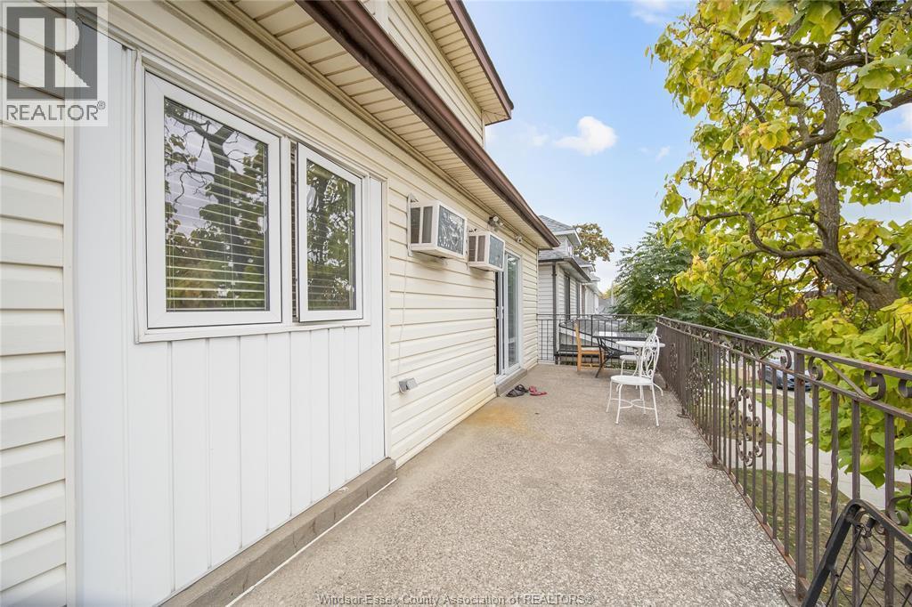 1056-60 Niagara, Windsor, ON - Outdoor With Exterior