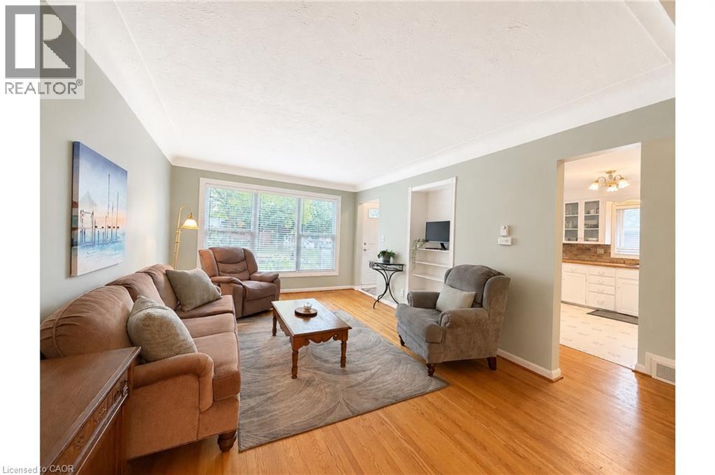 20 Cardinal Drive, Hamilton, ON
