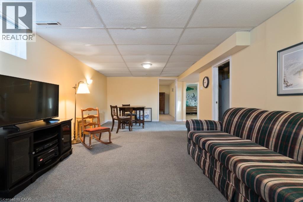20 Cardinal Drive, Hamilton, ON