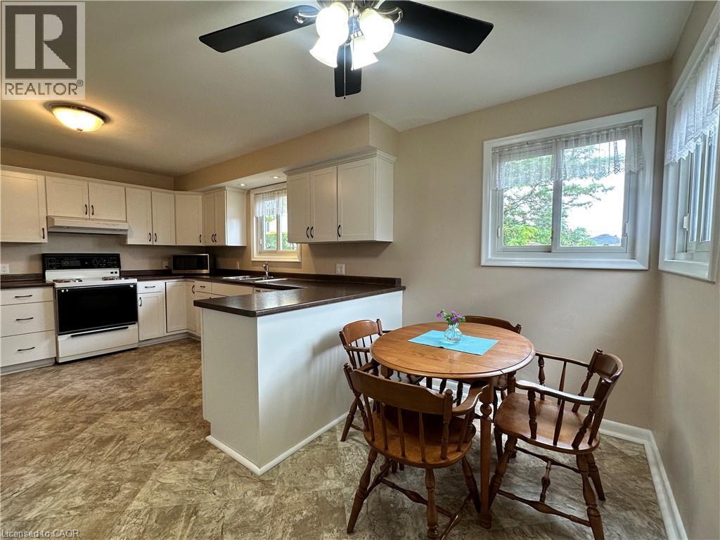 129 Broker Drive, Hamilton, ON - Indoor