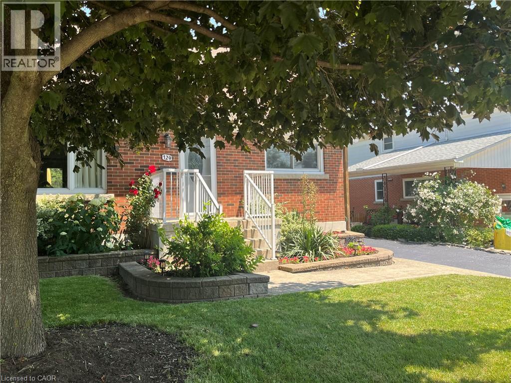 129 Broker Drive, Hamilton, ON - Outdoor