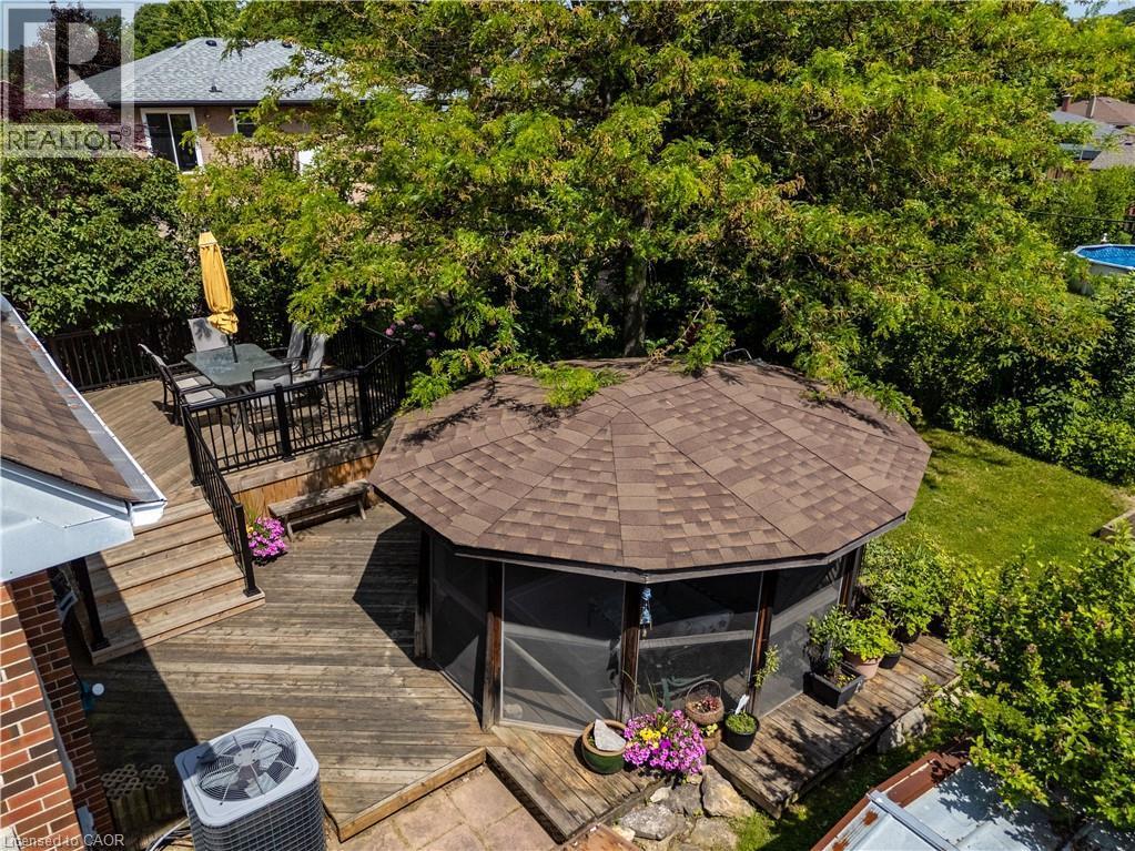 129 Broker Drive, Hamilton, ON - Outdoor With Deck Patio Veranda