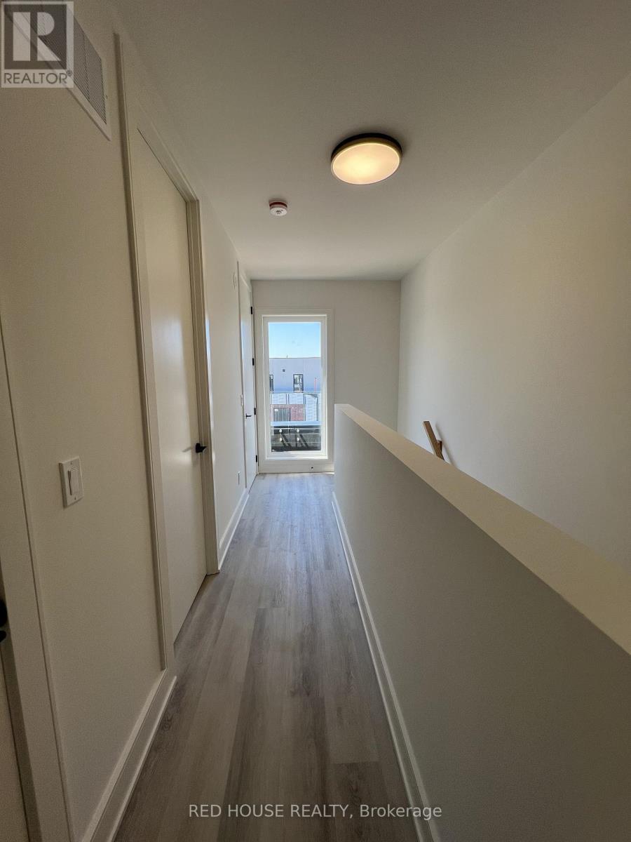 38 Everett Common, St. Catharines, ON - Indoor Photo Showing Other Room