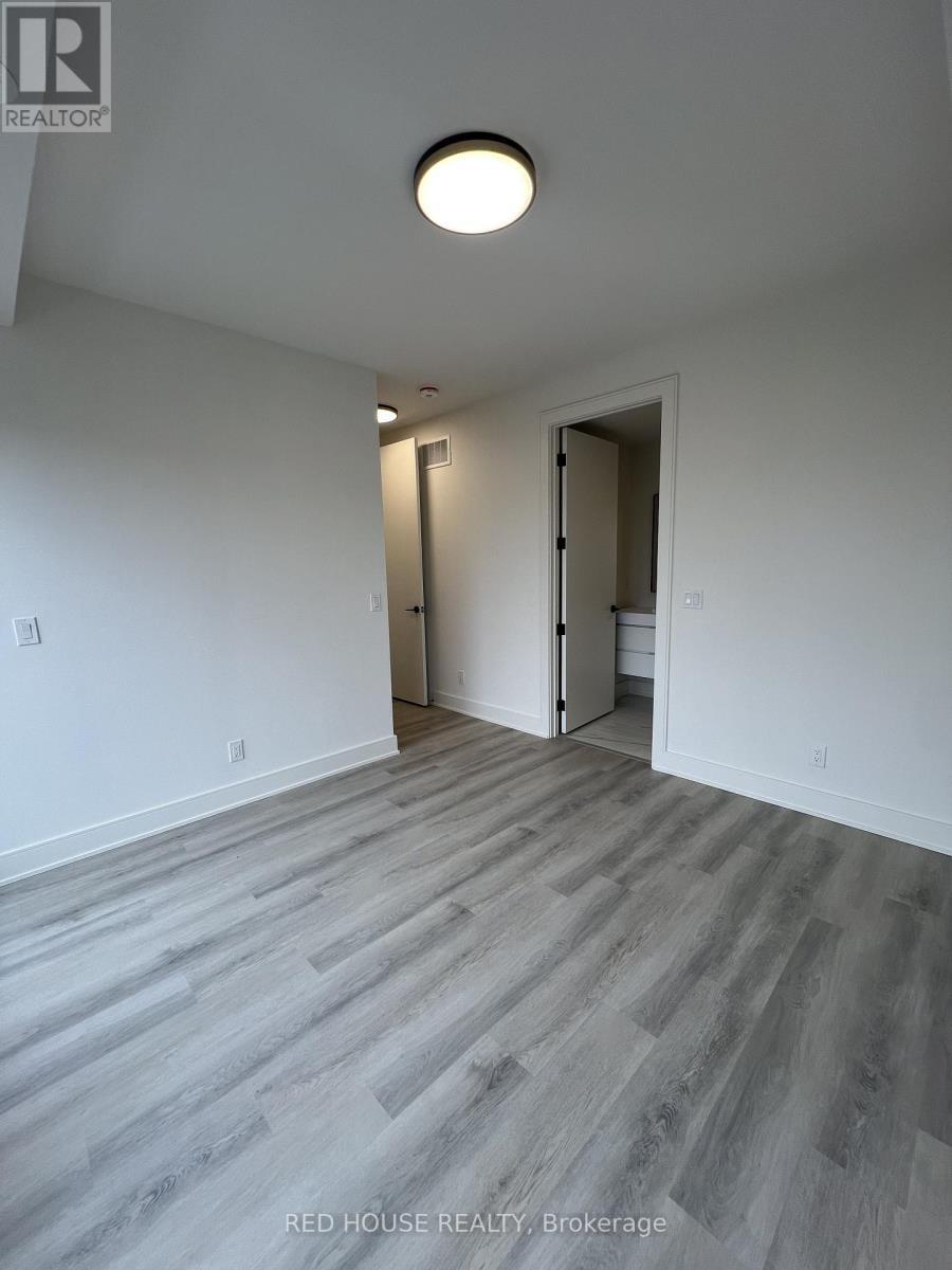 38 Everett Common, St. Catharines, ON - Indoor Photo Showing Other Room