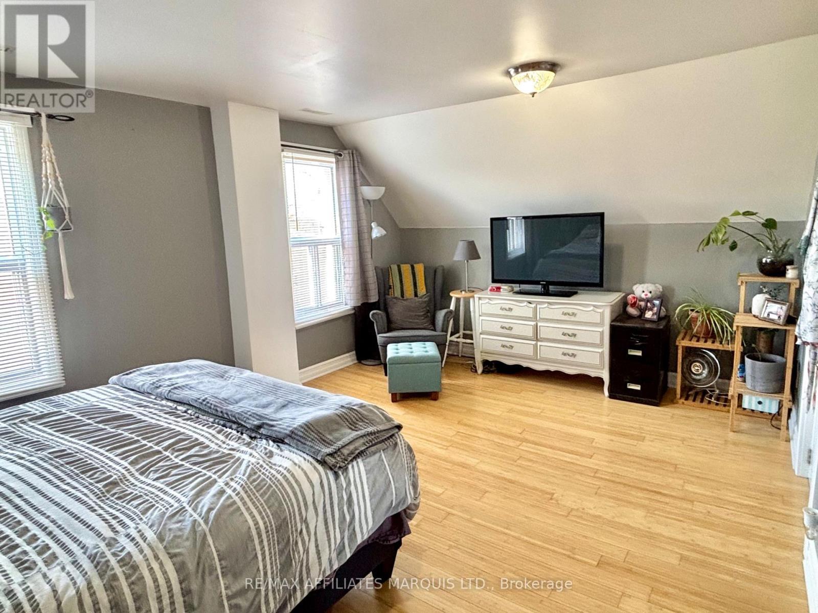 4 Seymour Avenue, Cornwall, ON - Indoor Photo Showing Bedroom