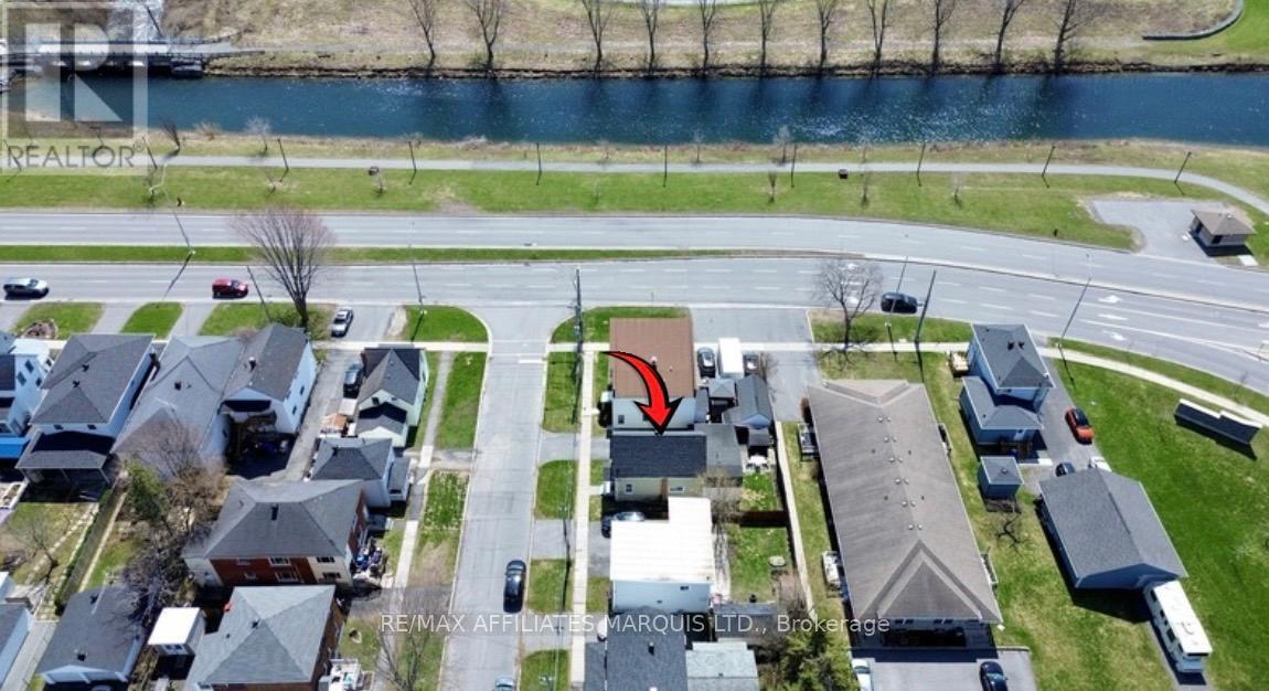 4 Seymour Avenue, Cornwall, ON - Outdoor With Body Of Water With View