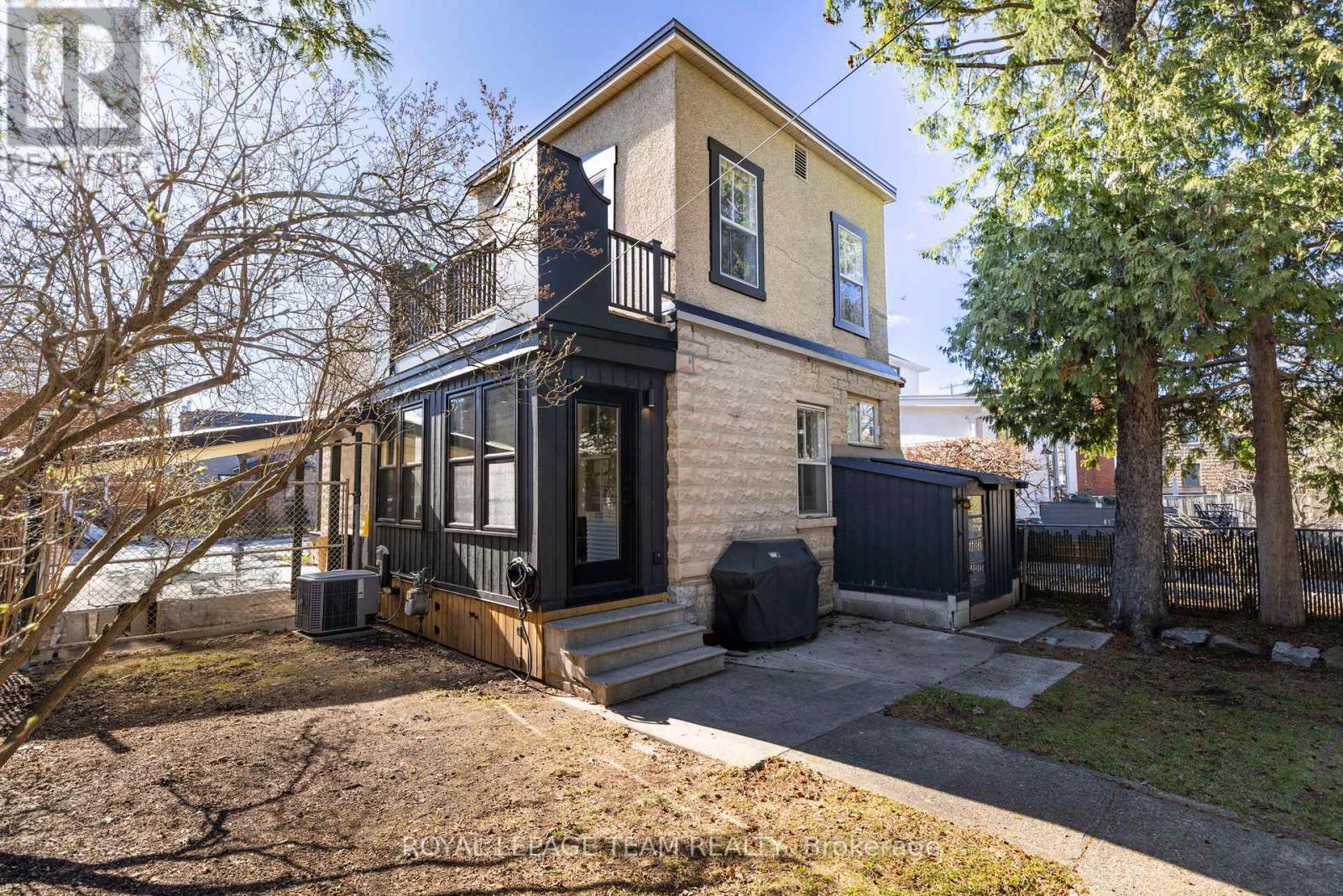 45 Springfield Road, Ottawa, ON - Outdoor