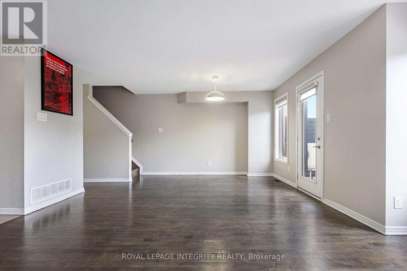 863 Element Private, Ottawa, ON - Indoor Photo Showing Other Room