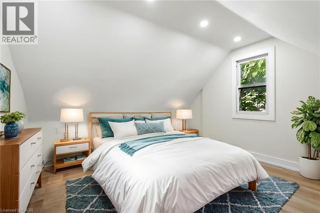 Virtually Staged - 9 Alice Street, Hamilton, ON - Indoor Photo Showing Bedroom