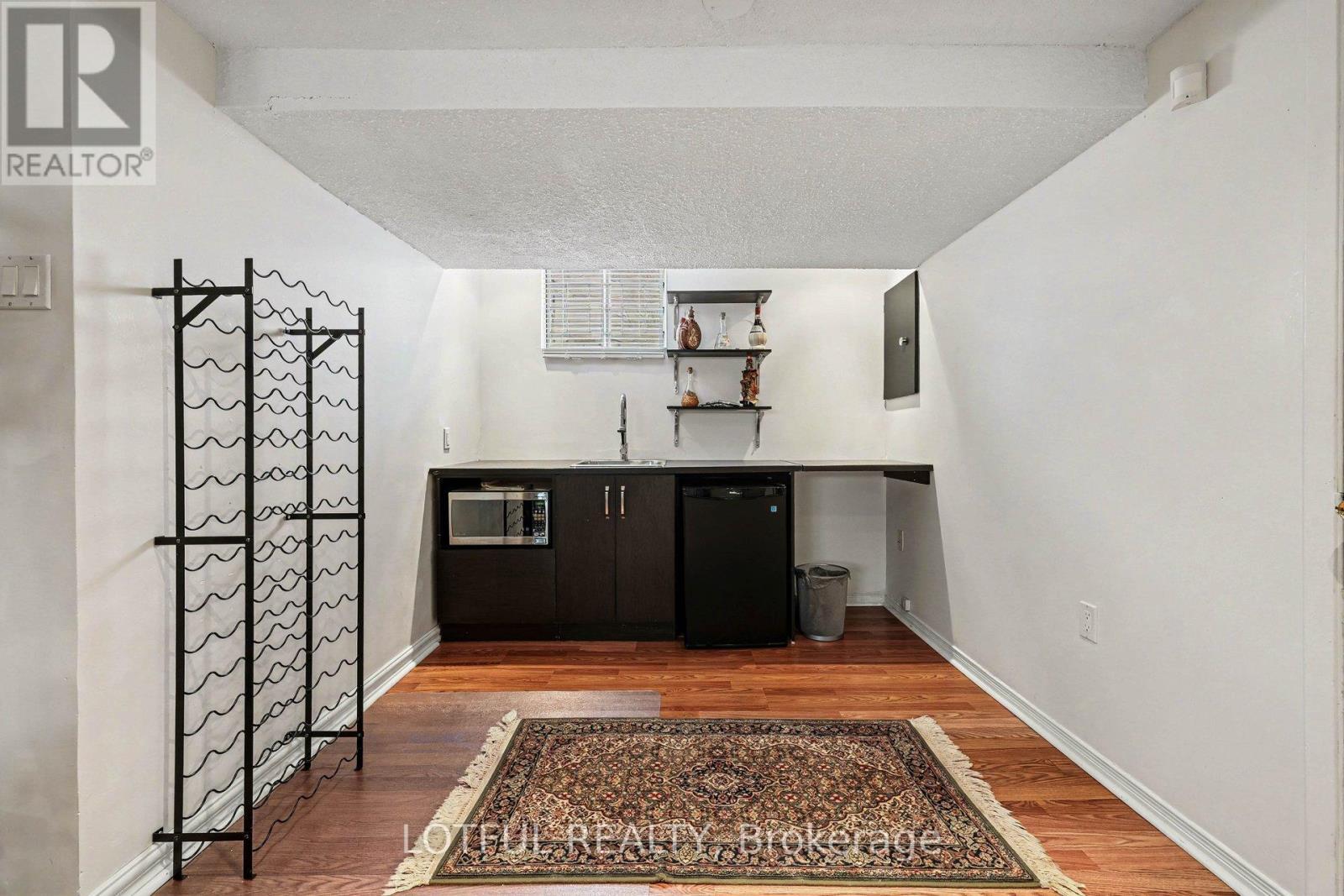 41 Pattermead Crescent, Ottawa, ON - Indoor Photo Showing Other Room