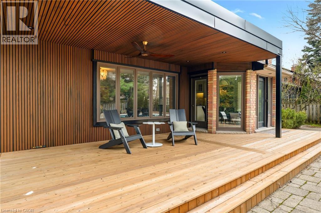 356 Shoreacres Road, Burlington, ON - Outdoor With Deck Patio Veranda With Exterior