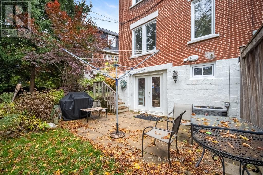 21 Acacia Avenue, Ottawa, ON - Outdoor With Exterior