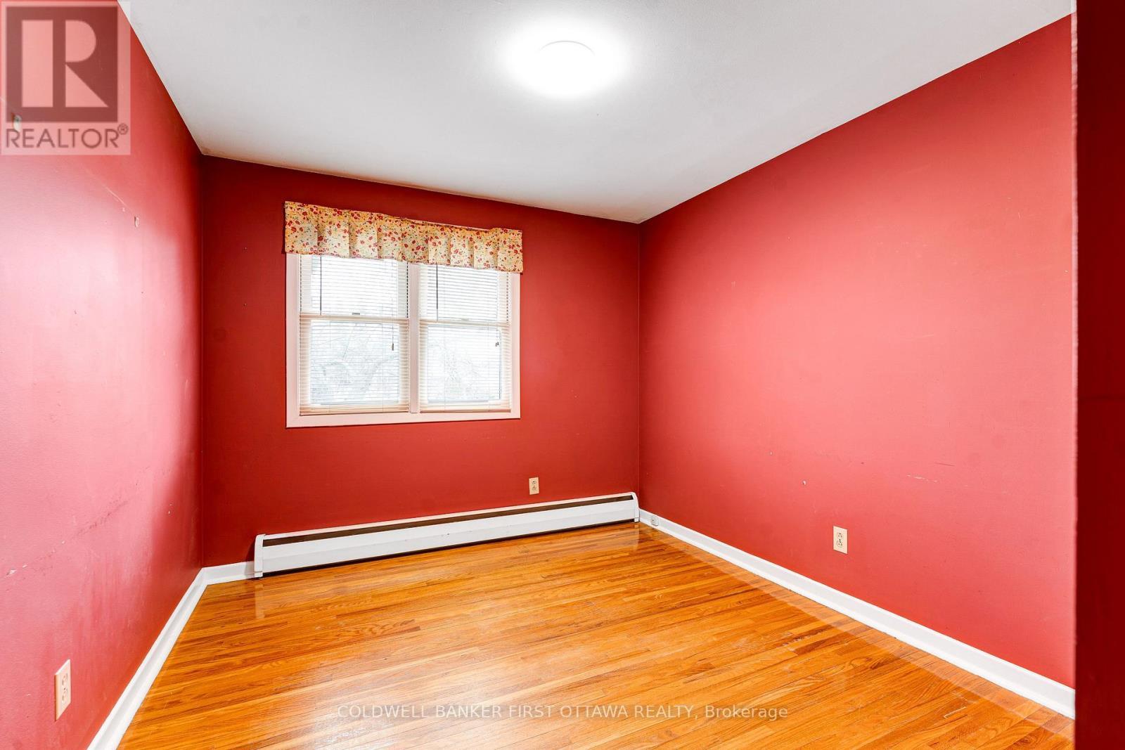 Second floor's third bedroom - 12 Glenview Crescent, Perth, ON - Indoor Photo Showing Other Room