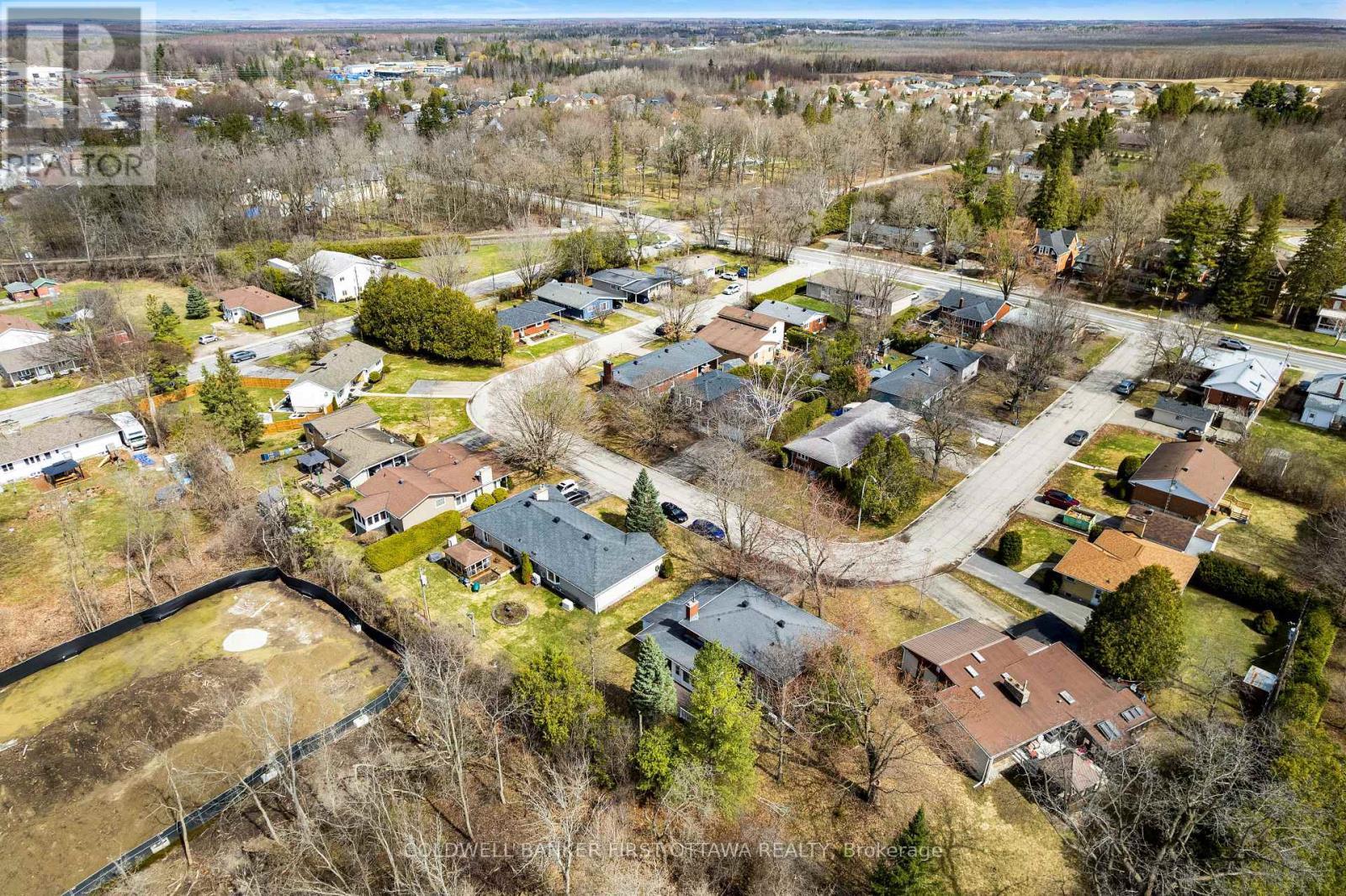 Great location, near all amenities - 12 Glenview Crescent, Perth, ON - Outdoor With View