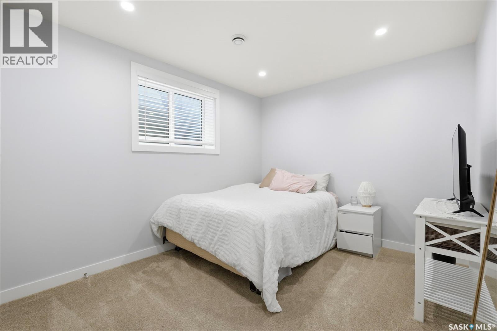 243 Newton Link, Saskatoon, SK - Indoor Photo Showing Bedroom