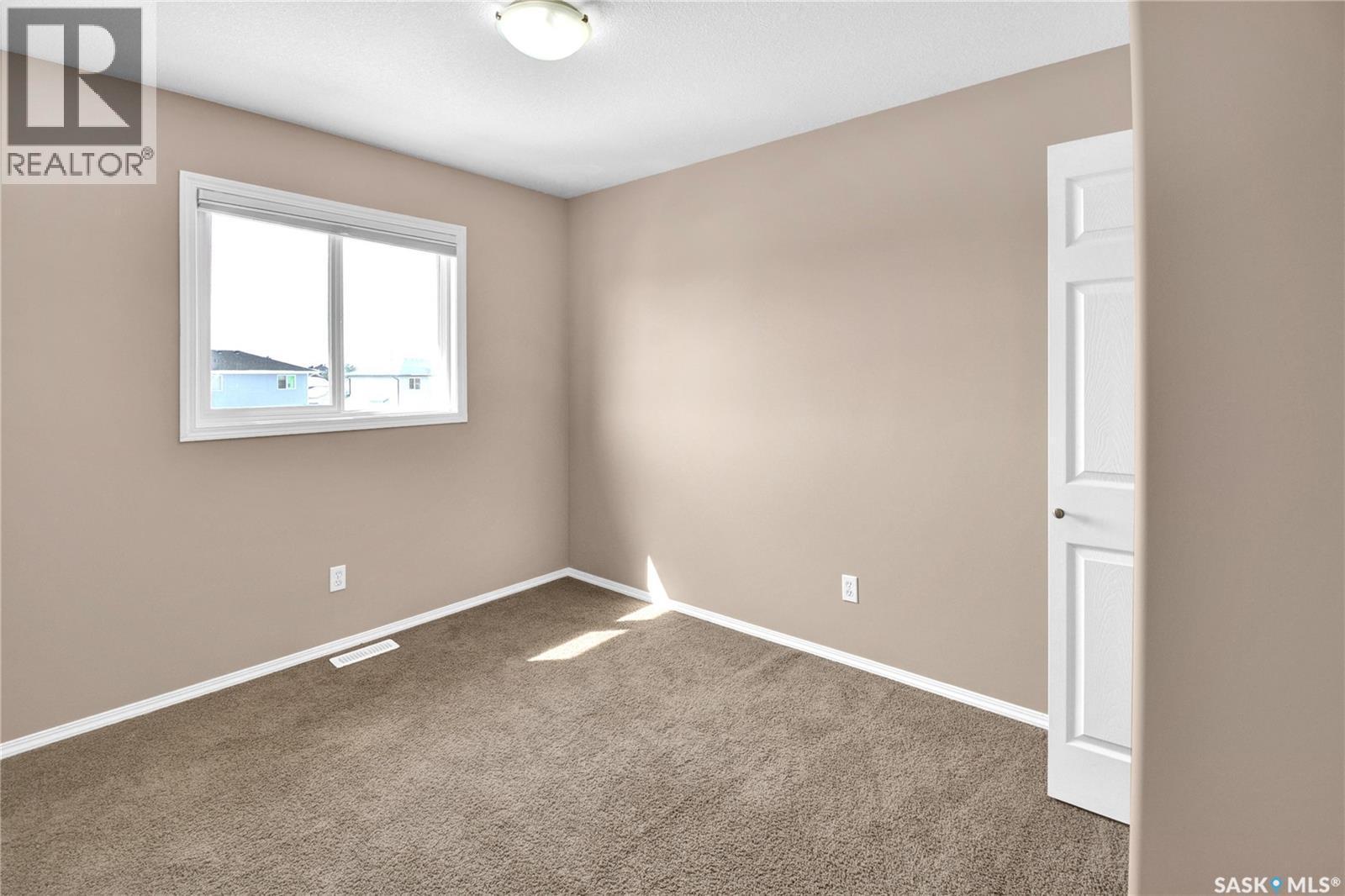 2905 Mcclocklin Road, Saskatoon, SK - Indoor Photo Showing Other Room