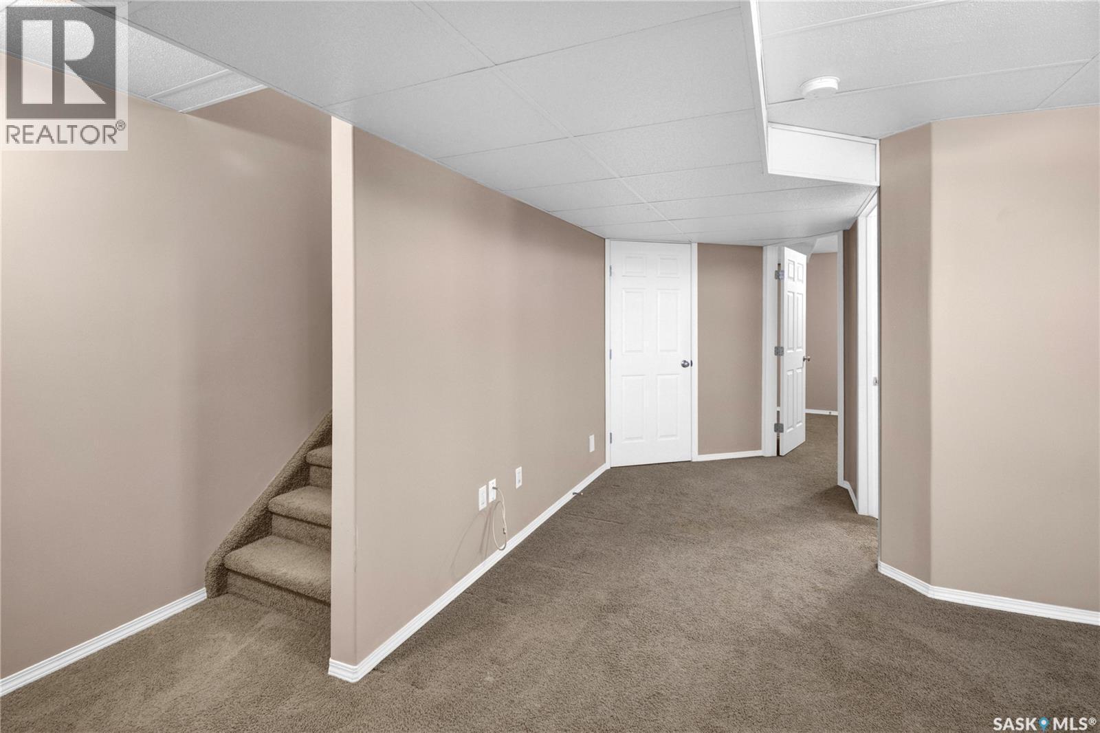 2905 Mcclocklin Road, Saskatoon, SK - Indoor Photo Showing Other Room