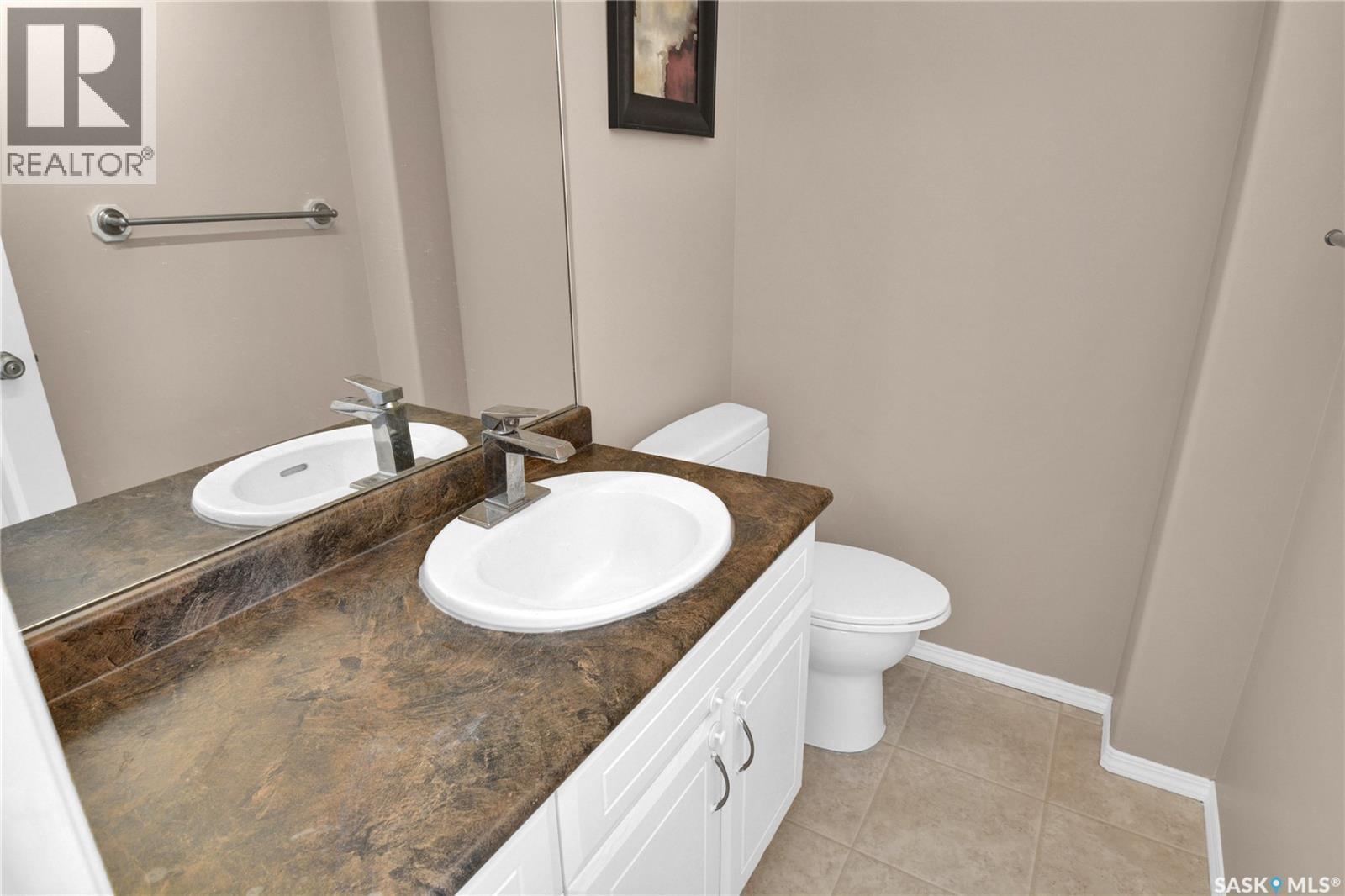 2905 Mcclocklin Road, Saskatoon, SK - Indoor Photo Showing Bathroom
