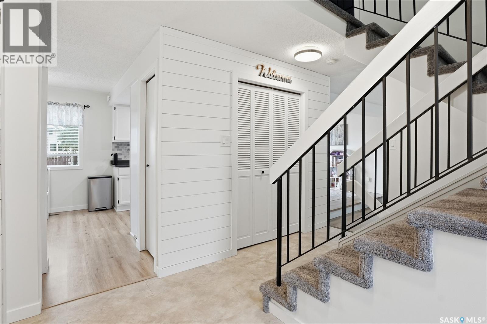 542 Coldspring Way, Saskatoon, SK - Indoor Photo Showing Other Room