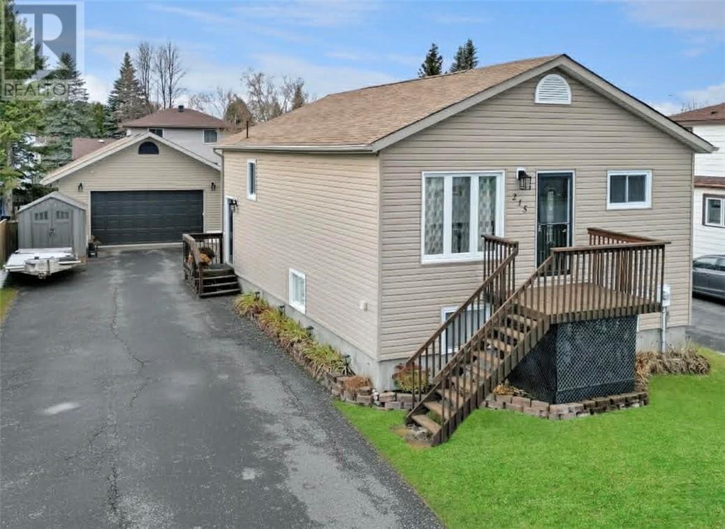 215 Orell St, Garson, ON - Outdoor