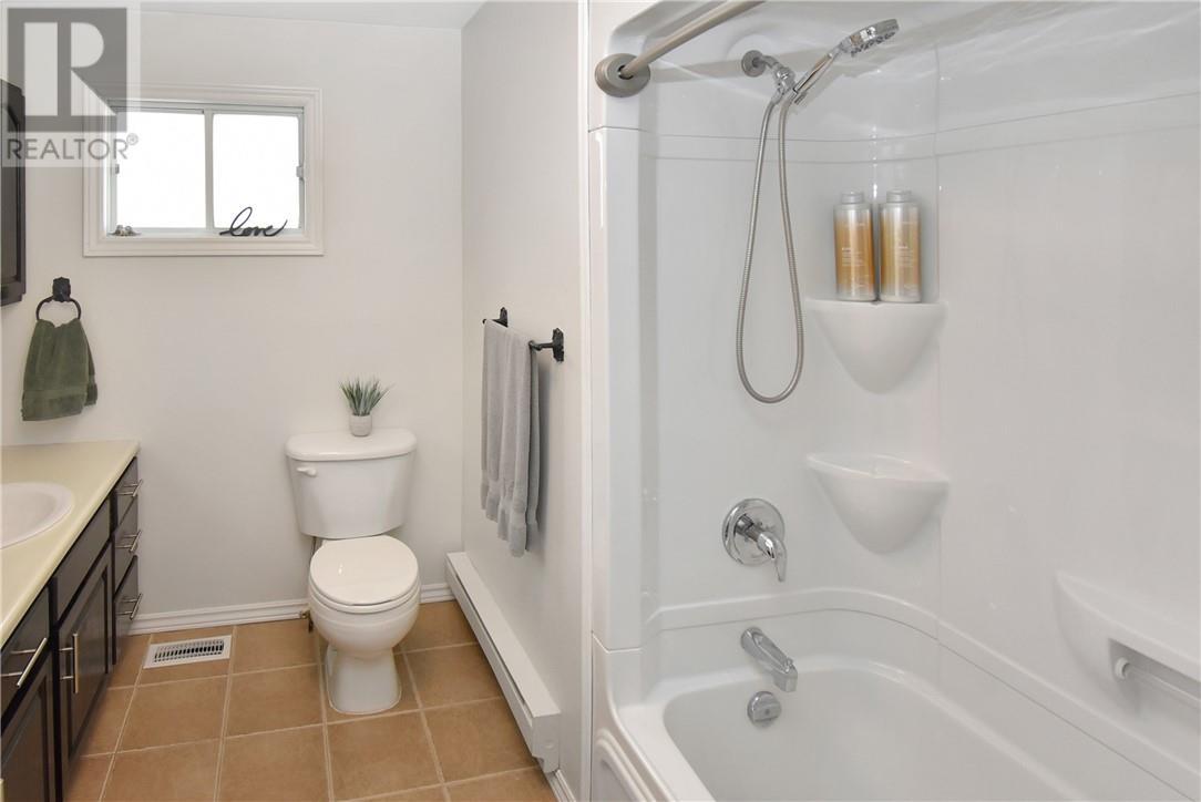 215 Orell St, Garson, ON - Indoor Photo Showing Bathroom