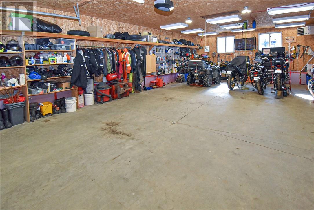 215 Orell St, Garson, ON - Indoor Photo Showing Garage