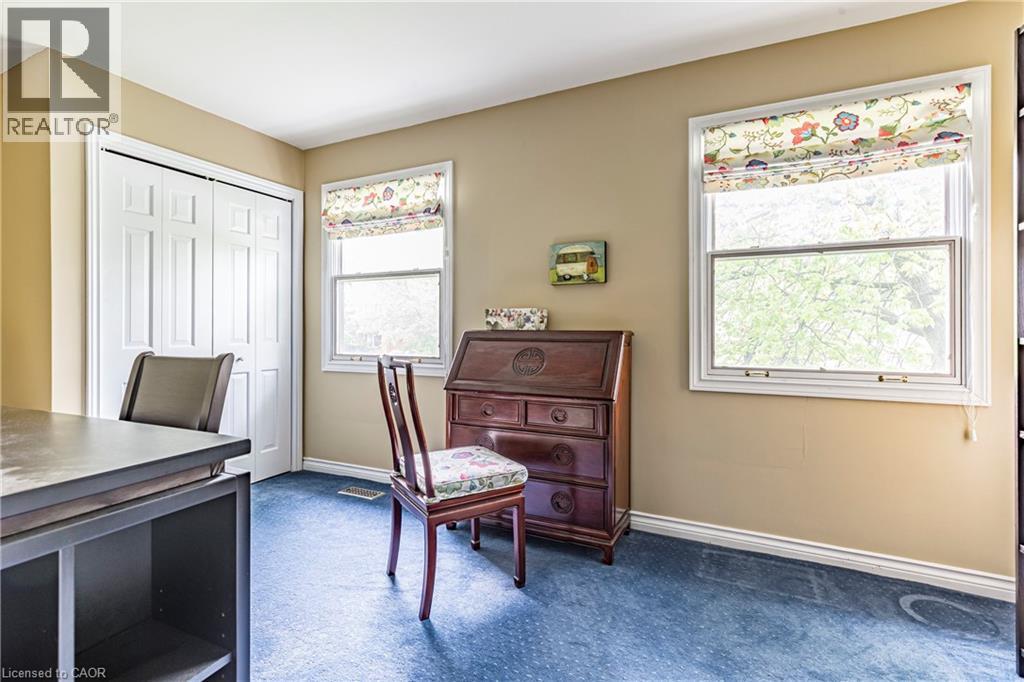 134 Broad Leaf Crescent, Ancaster, ON - Indoor