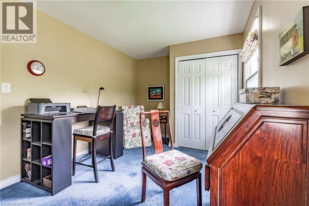 134 Broad Leaf Crescent, Ancaster, ON - Indoor