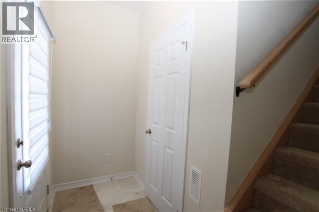 677 Park Street N Unit# 13, Brantford, ON - Indoor Photo Showing Other Room