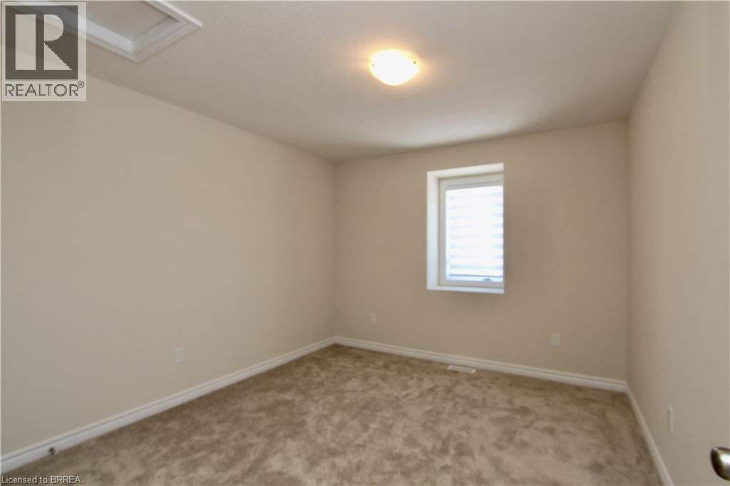 677 Park Street N Unit# 13, Brantford, ON - Indoor Photo Showing Other Room