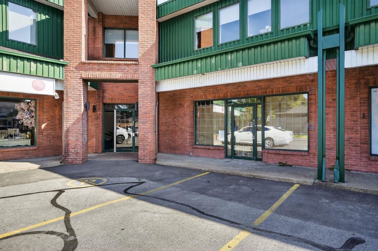 Façade - 613 Rue Principale, Laval (Sainte-Dorothée), QC - Outdoor With Exterior