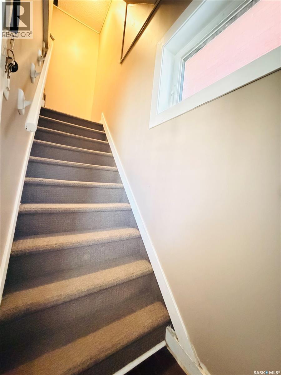 2119 Lorne Street, Regina, SK - Indoor Photo Showing Other Room