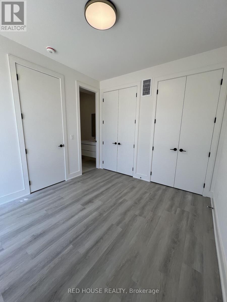 44 Everett Common, St. Catharines, ON - Indoor Photo Showing Other Room