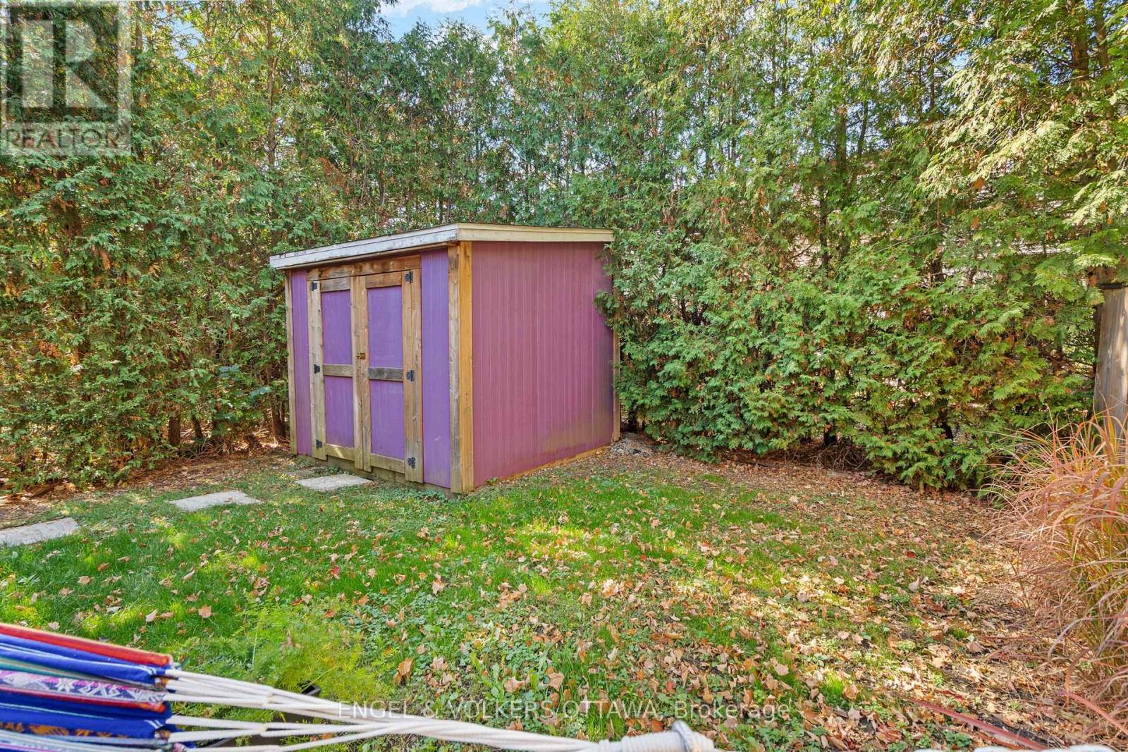 1540 Mimosa Avenue, Ottawa, ON - Outdoor