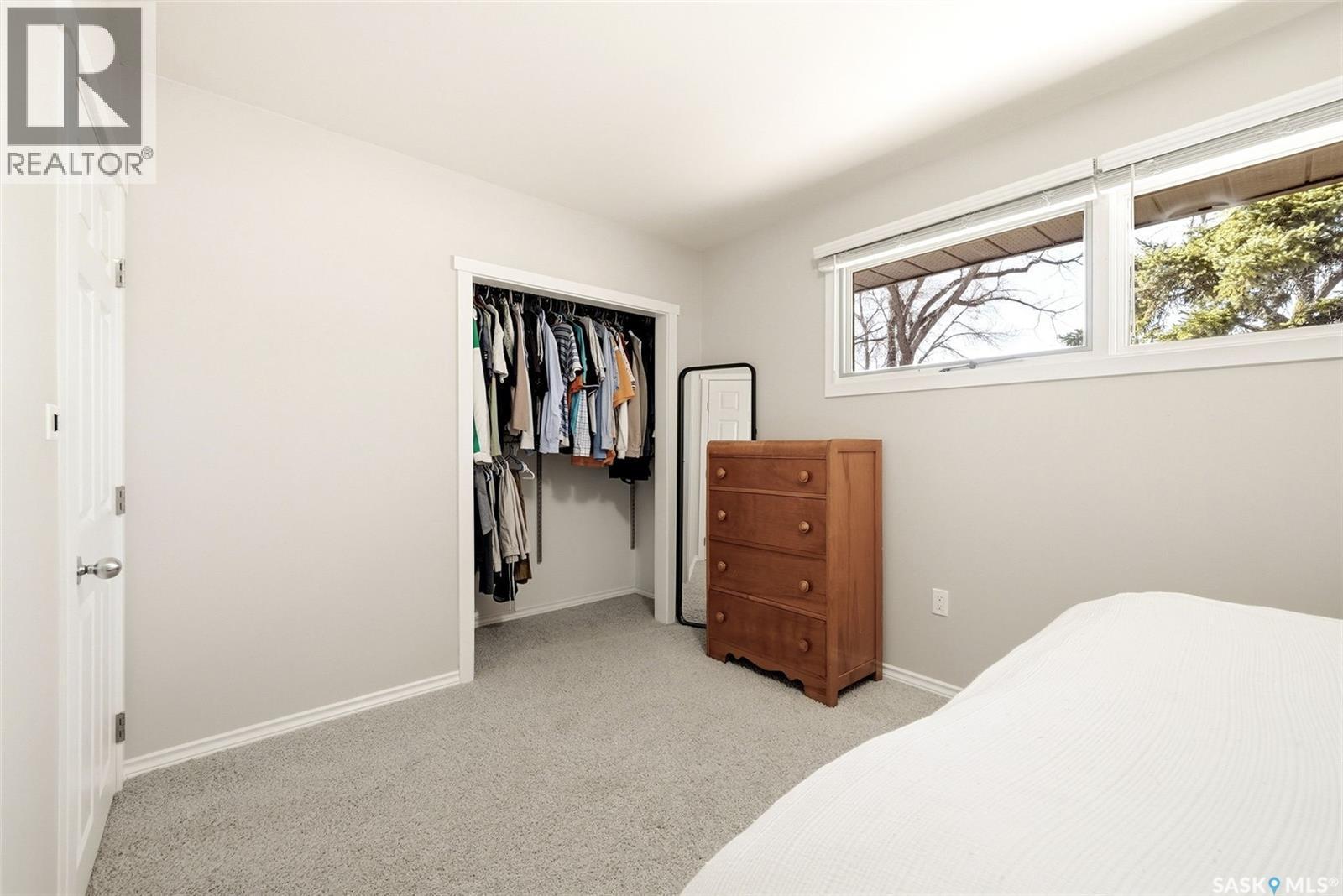 3013 Grant Road, Regina, SK - Indoor Photo Showing Bedroom