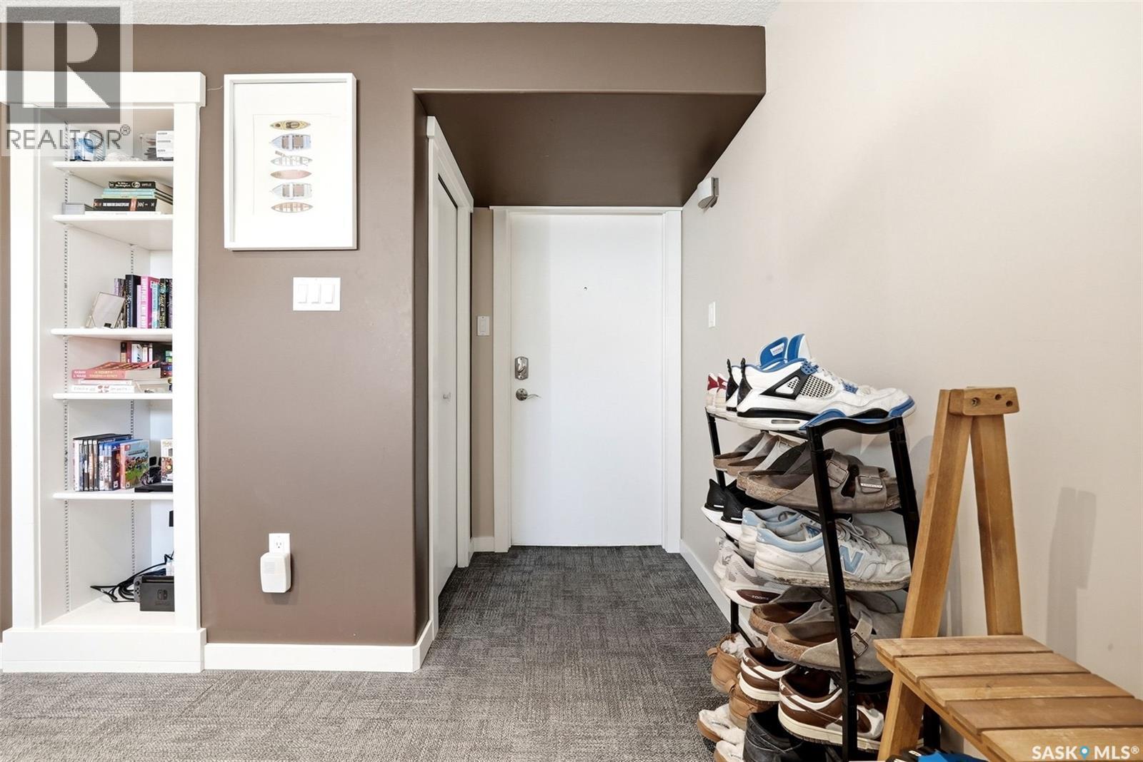 3013 Grant Road, Regina, SK - Indoor Photo Showing Other Room