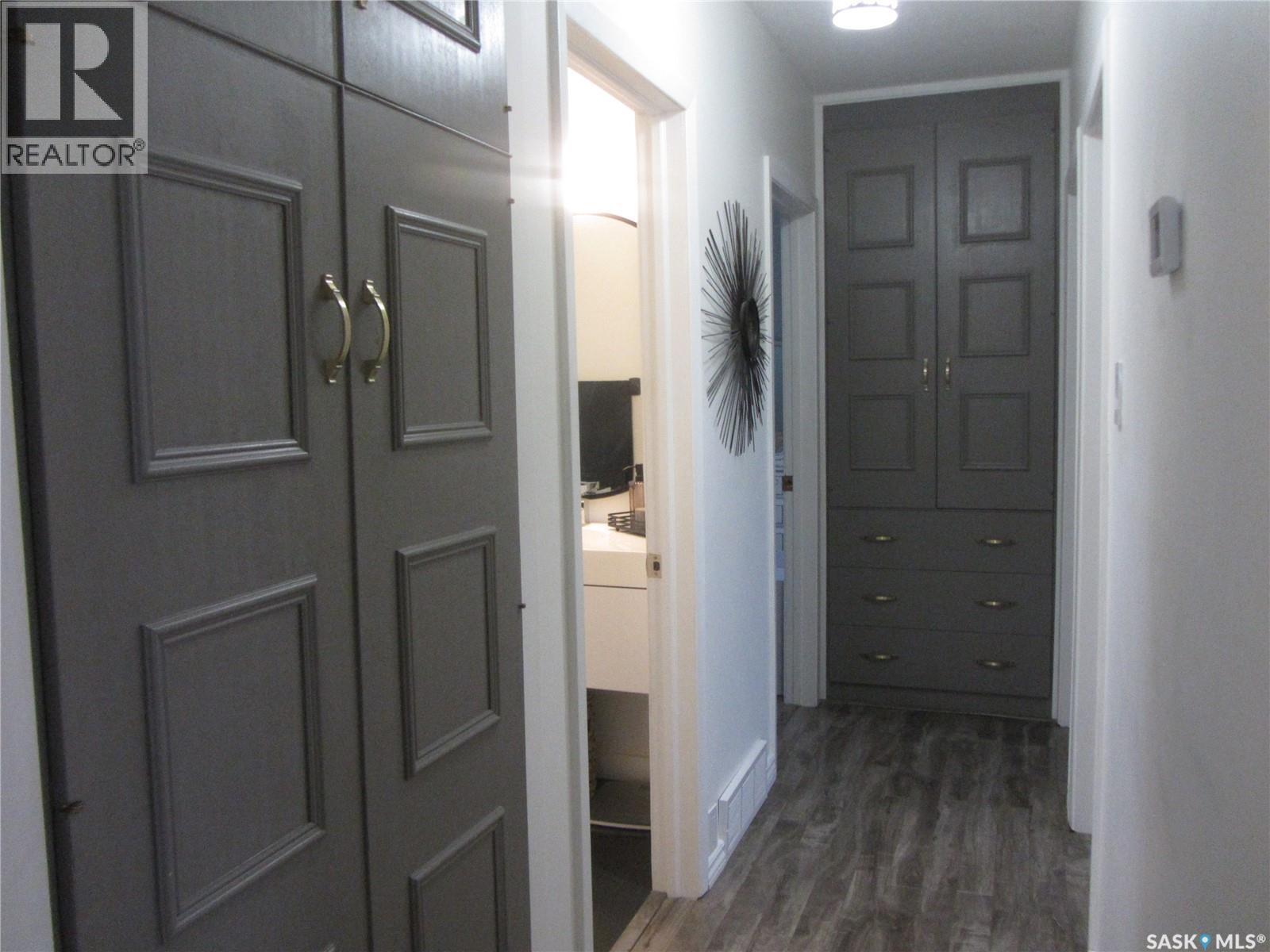 1802 Arlington Avenue, Saskatoon, SK - Indoor Photo Showing Other Room