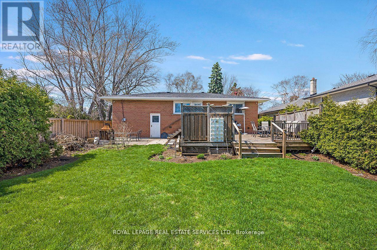 1602 Carletta Drive, Mississauga, ON - Outdoor
