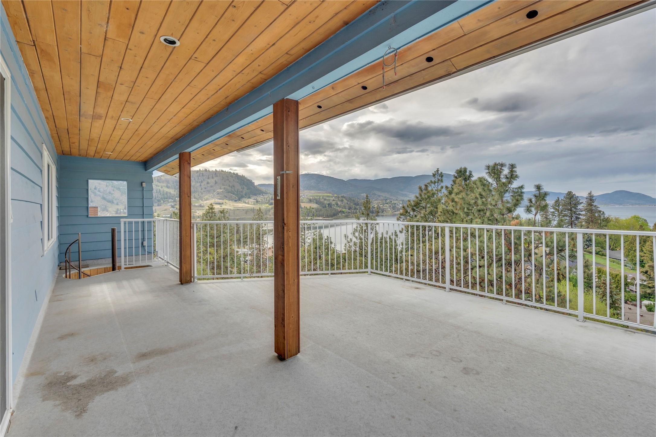 418 Panorama Crescent, Okanagan Falls, BC - Outdoor With Exterior