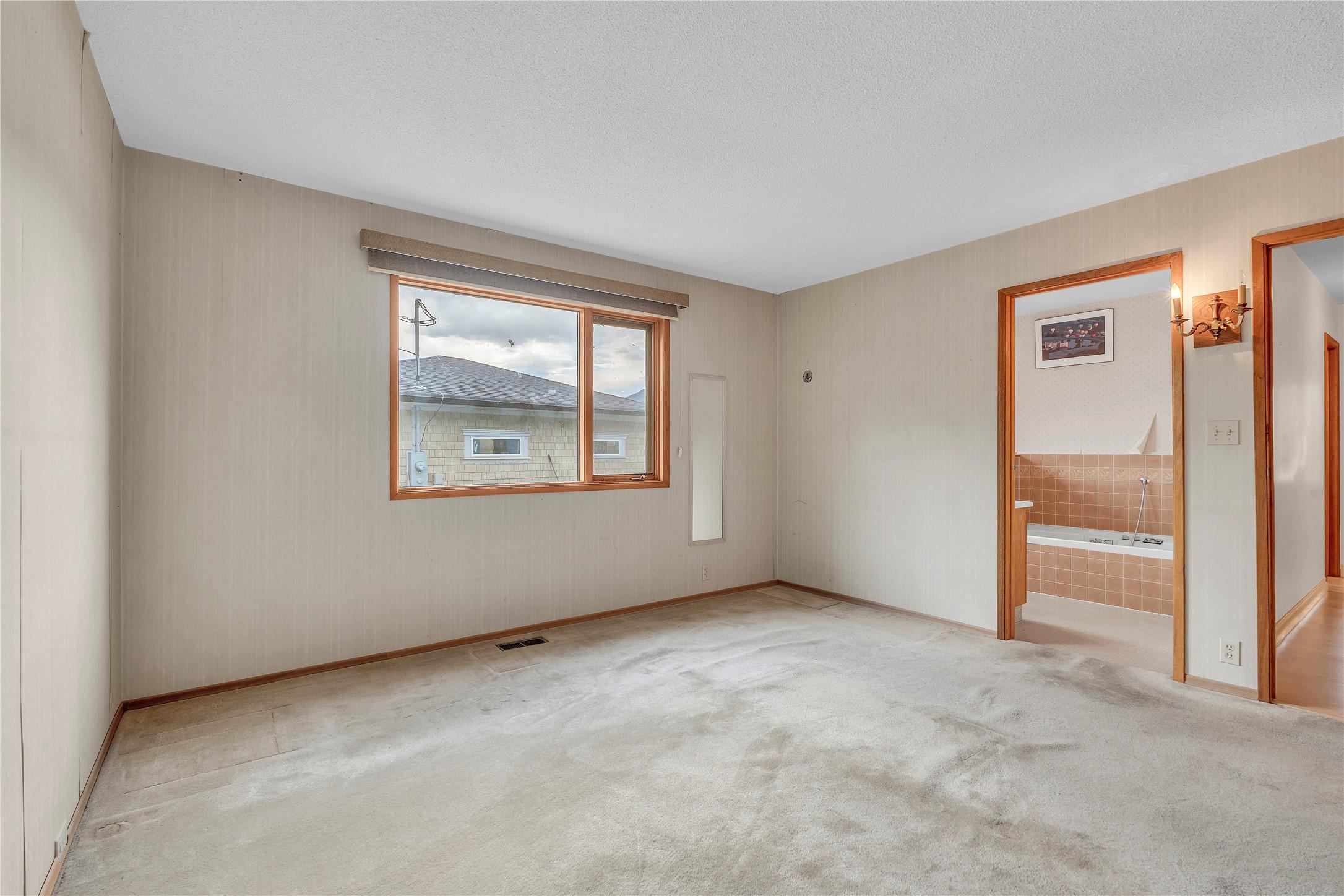 418 Panorama Crescent, Okanagan Falls, BC - Indoor Photo Showing Other Room