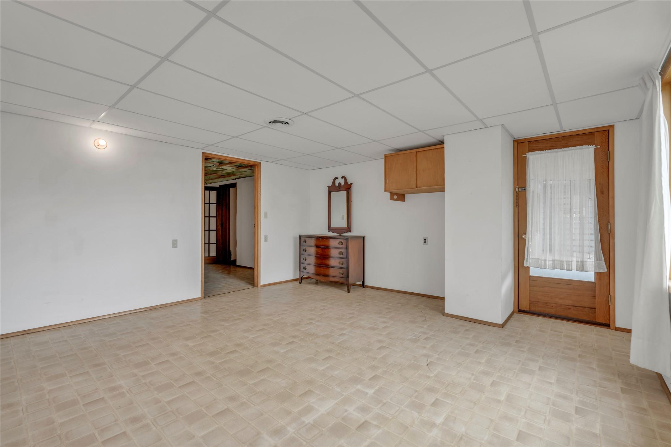 418 Panorama Crescent, Okanagan Falls, BC - Indoor Photo Showing Other Room