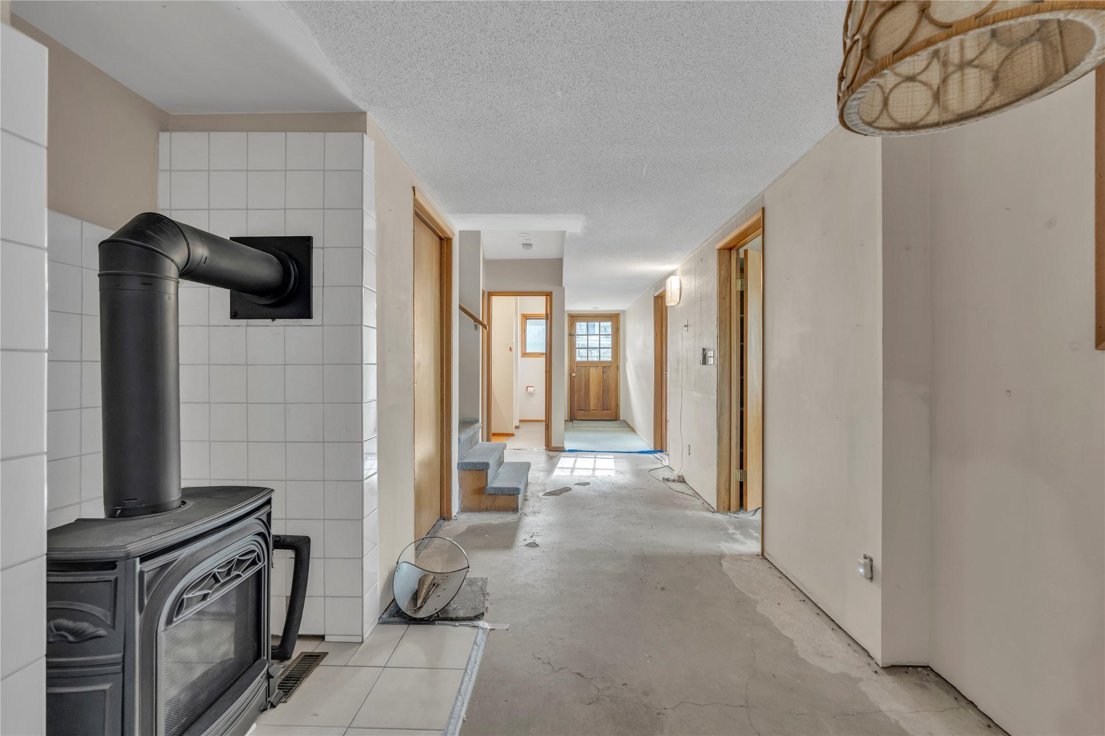 418 Panorama Crescent, Okanagan Falls, BC - Indoor Photo Showing Other Room
