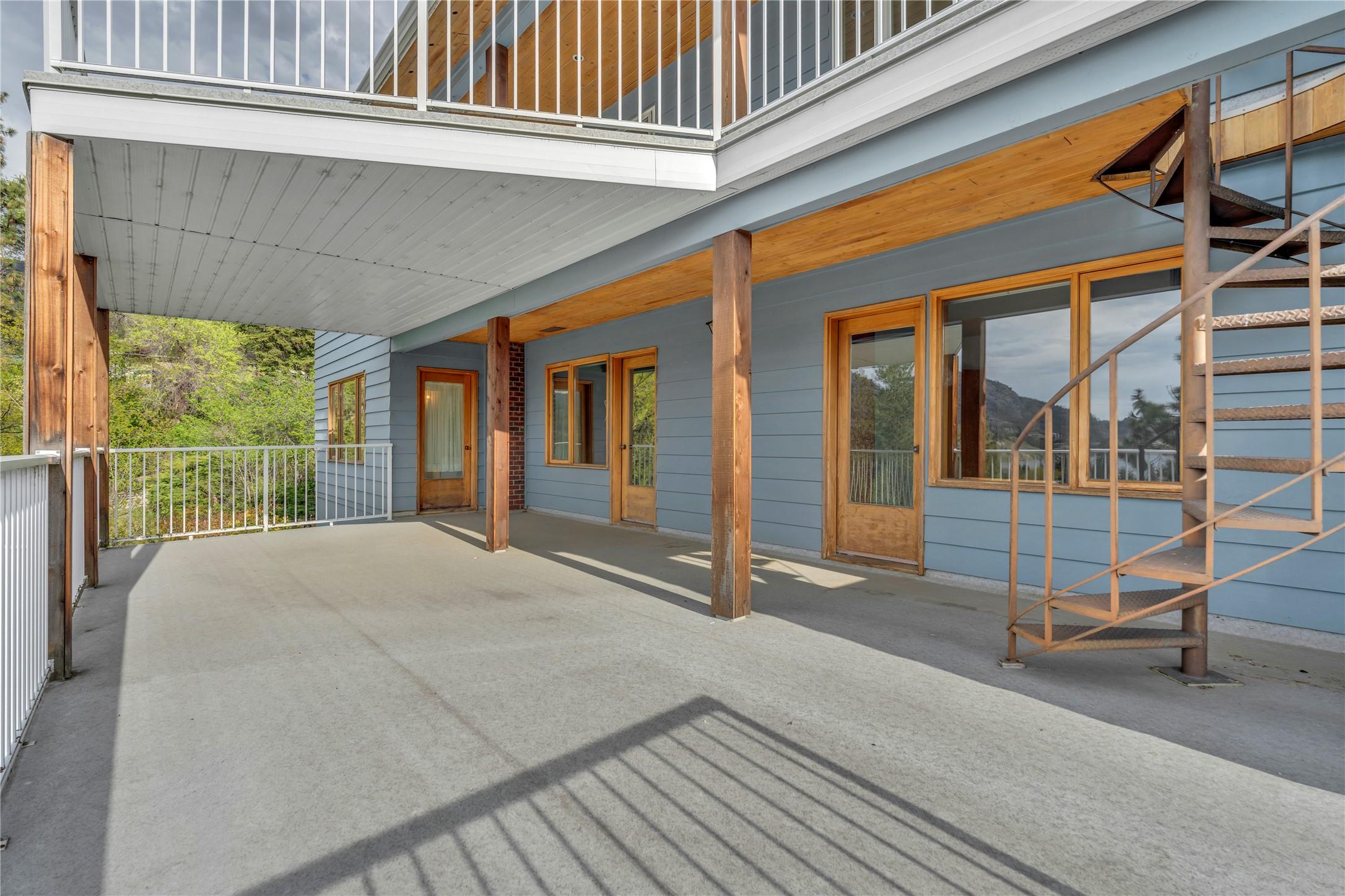 418 Panorama Crescent, Okanagan Falls, BC - Outdoor With Exterior