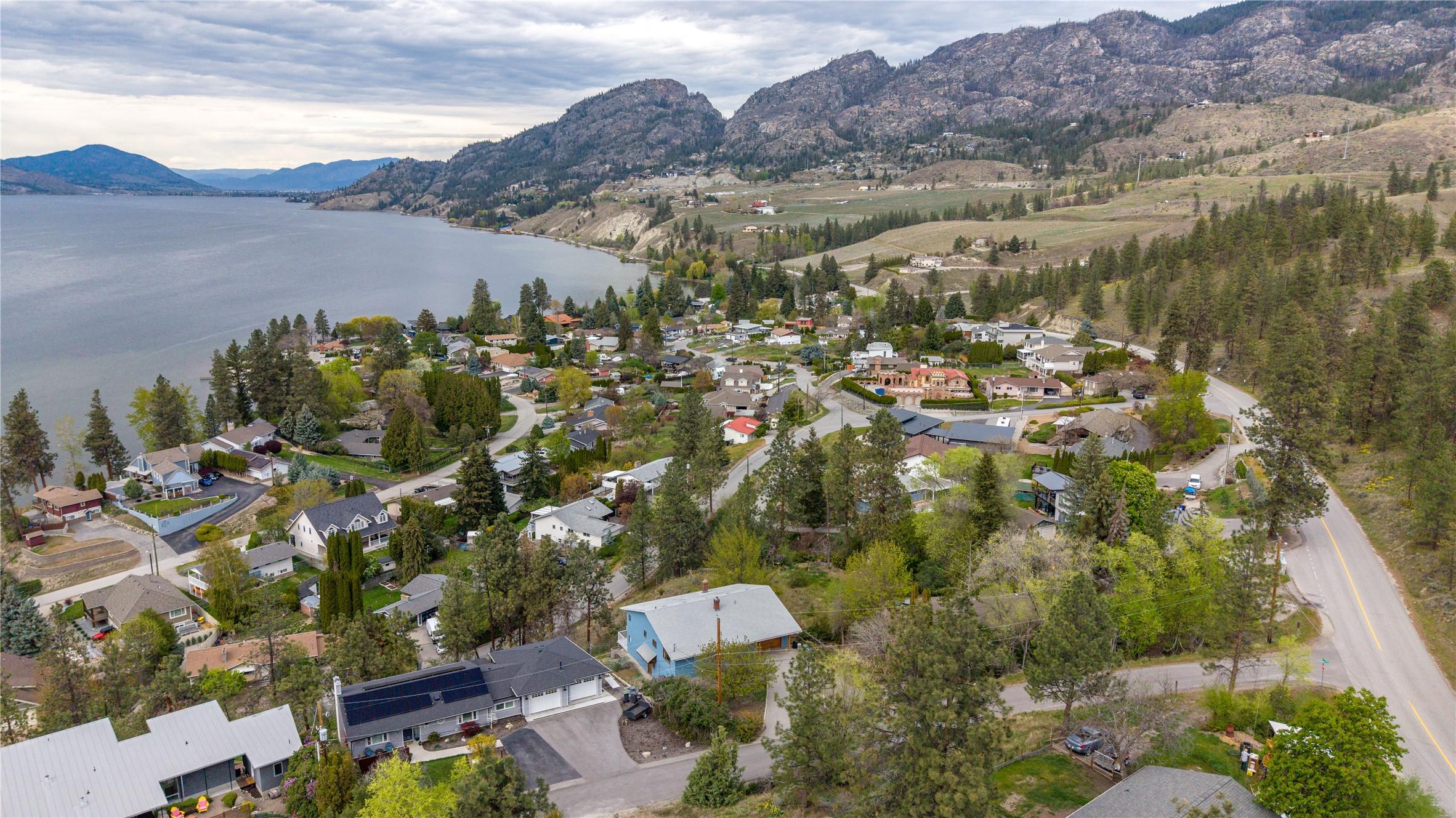 418 Panorama Crescent, Okanagan Falls, BC - Outdoor With Body Of Water With View