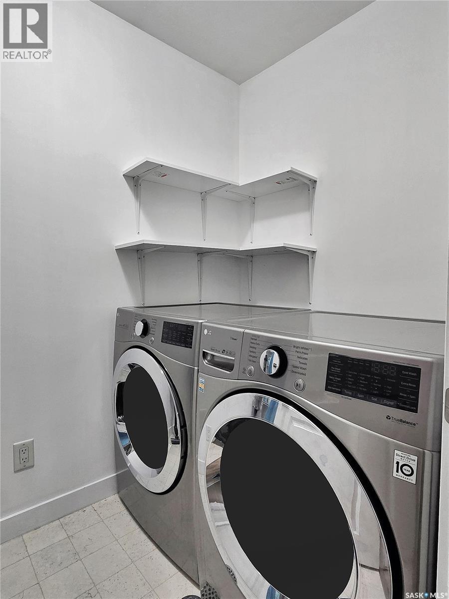211 Stilling Union, Saskatoon, SK - Indoor Photo Showing Laundry Room