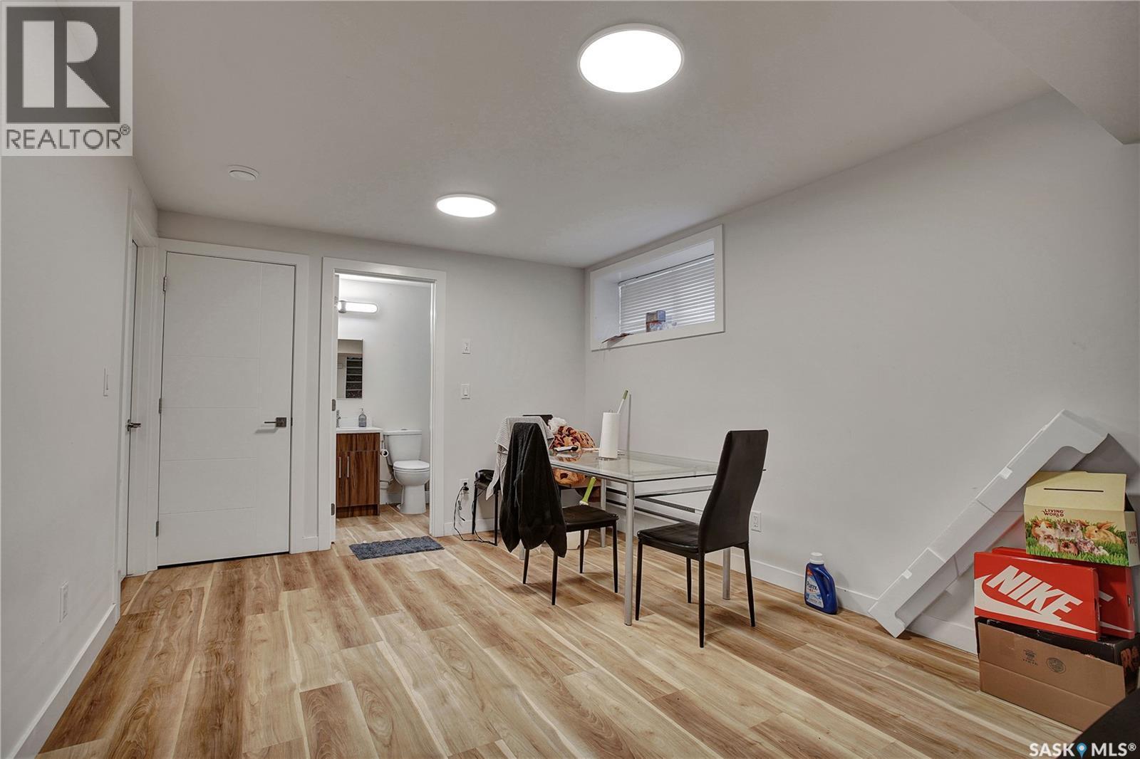 211 Stilling Union, Saskatoon, SK - Indoor Photo Showing Dining Room