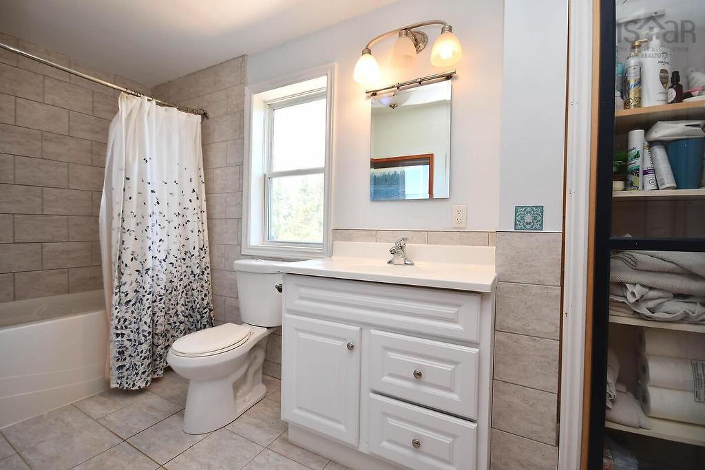 4677 Highway 215, Noel, NS