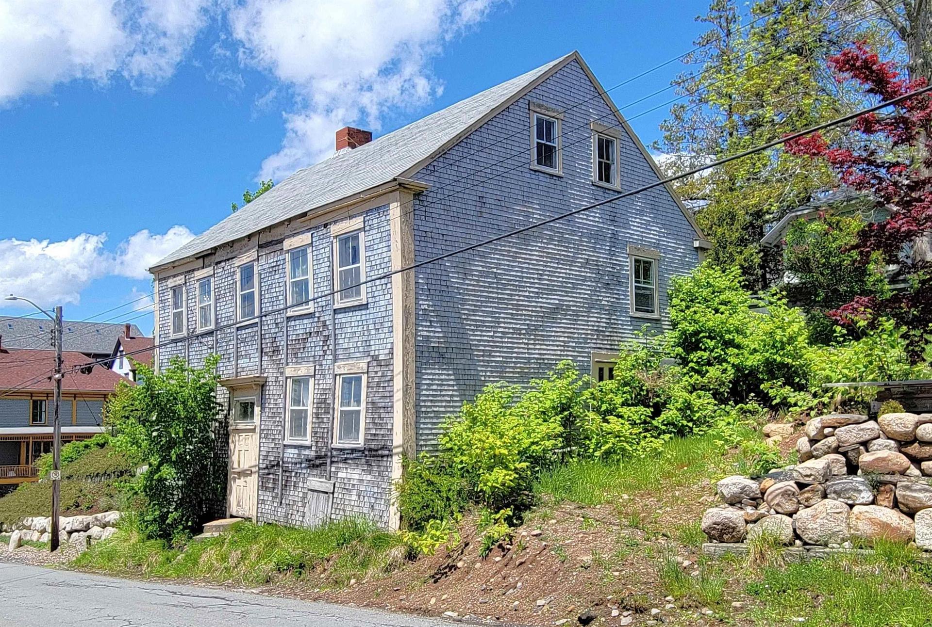 155 Pelham Street, Lunenburg, NS